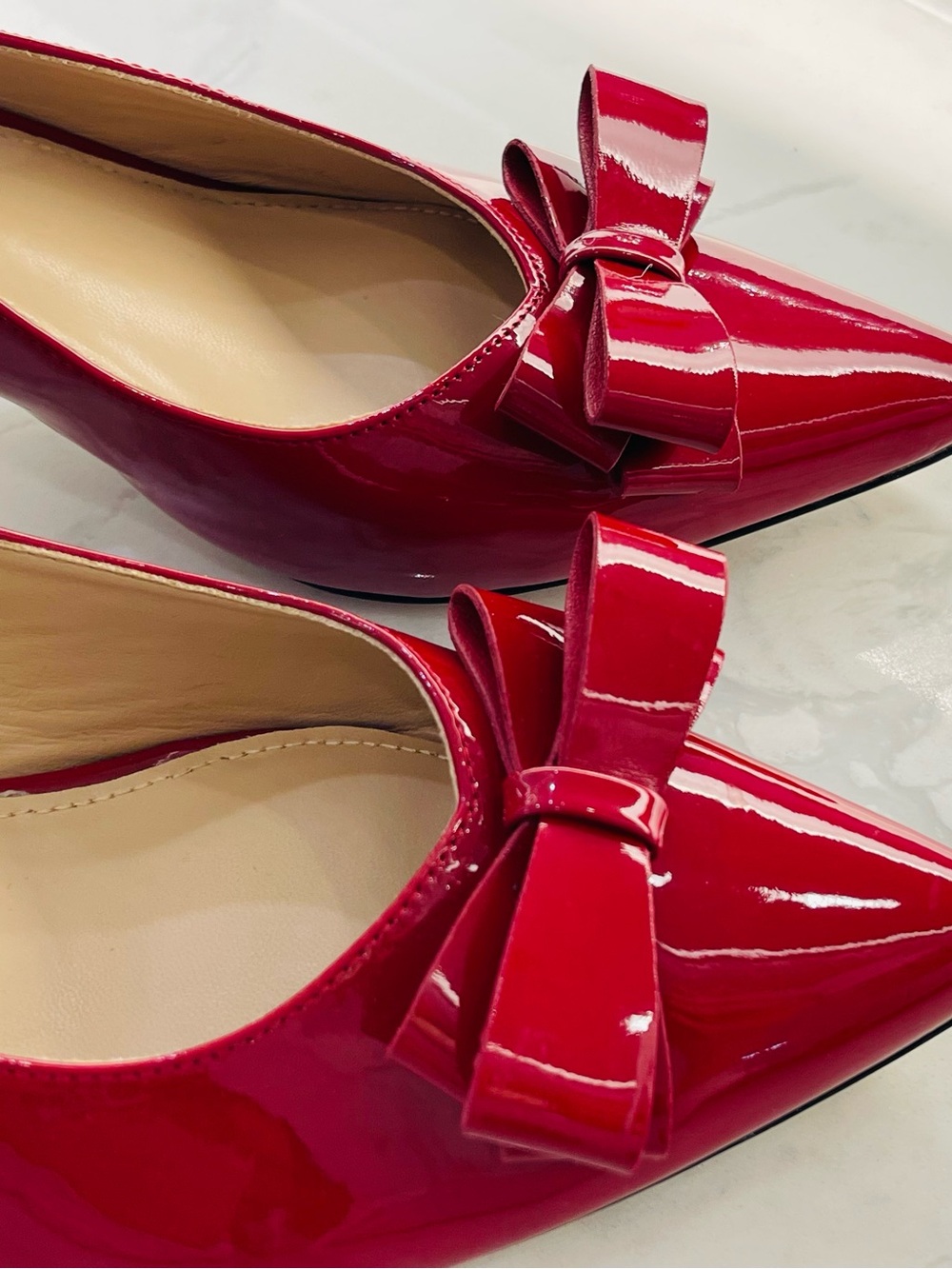 Pointed Toe Patent Bow Pumps in Glossy Lipstick Red